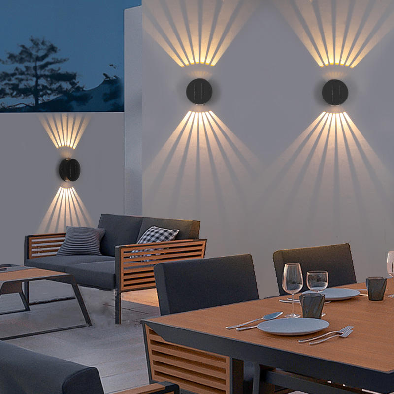 SOLAR SQUARE ROTATING WALL LAMP