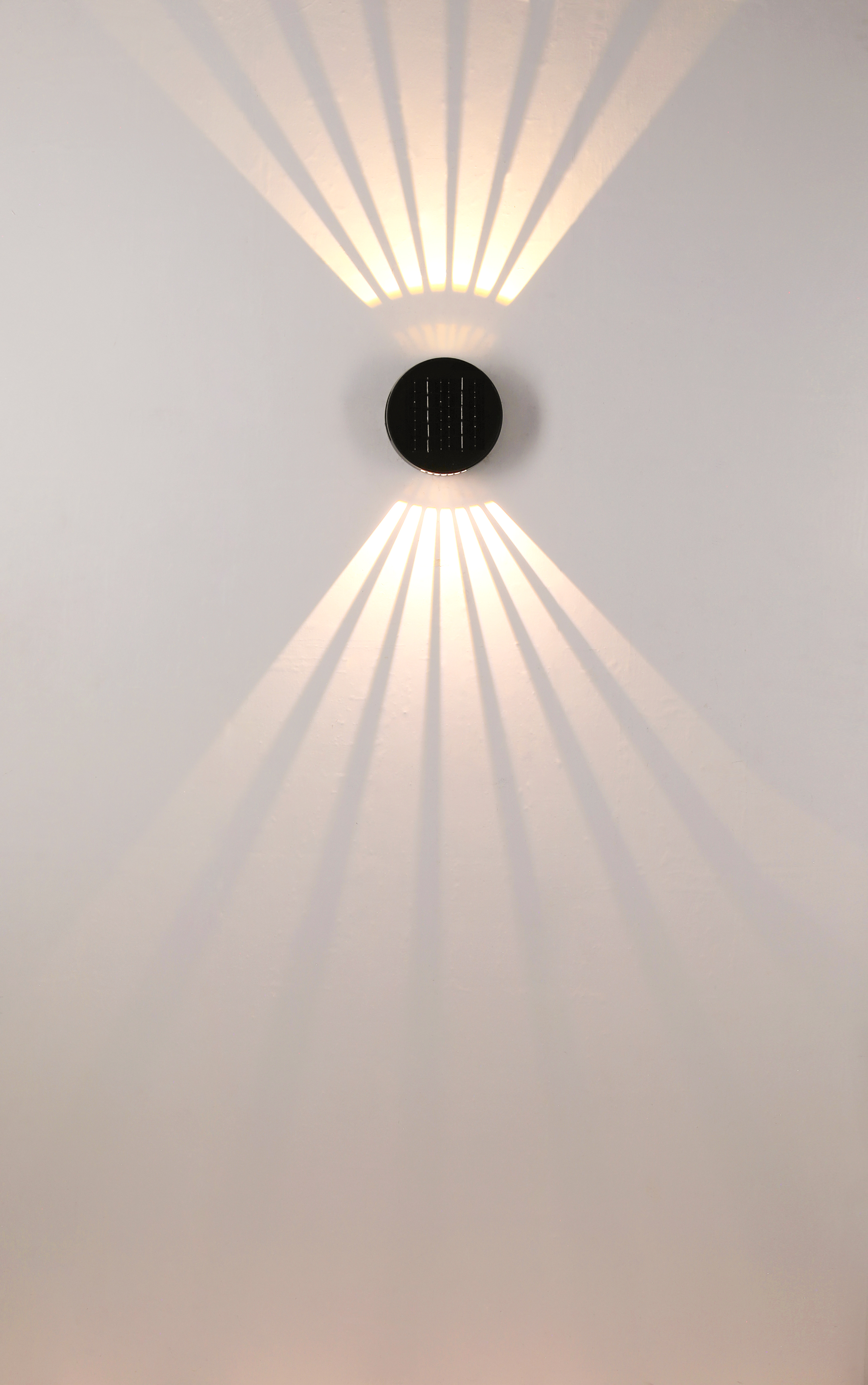 SOLAR SQUARE ROTATING WALL LAMP